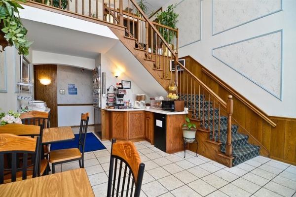 LANCASTER WELCOME INN (Hurricane)